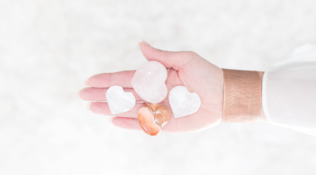 G&S white heart stones